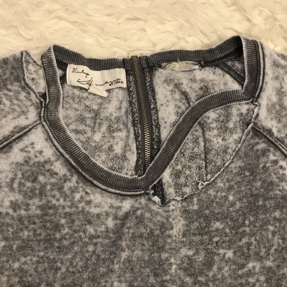 Medium grey sweater - Picture 3 of 6